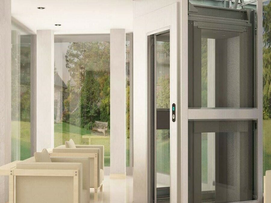 Barrierefreier Homelift außen wie innen