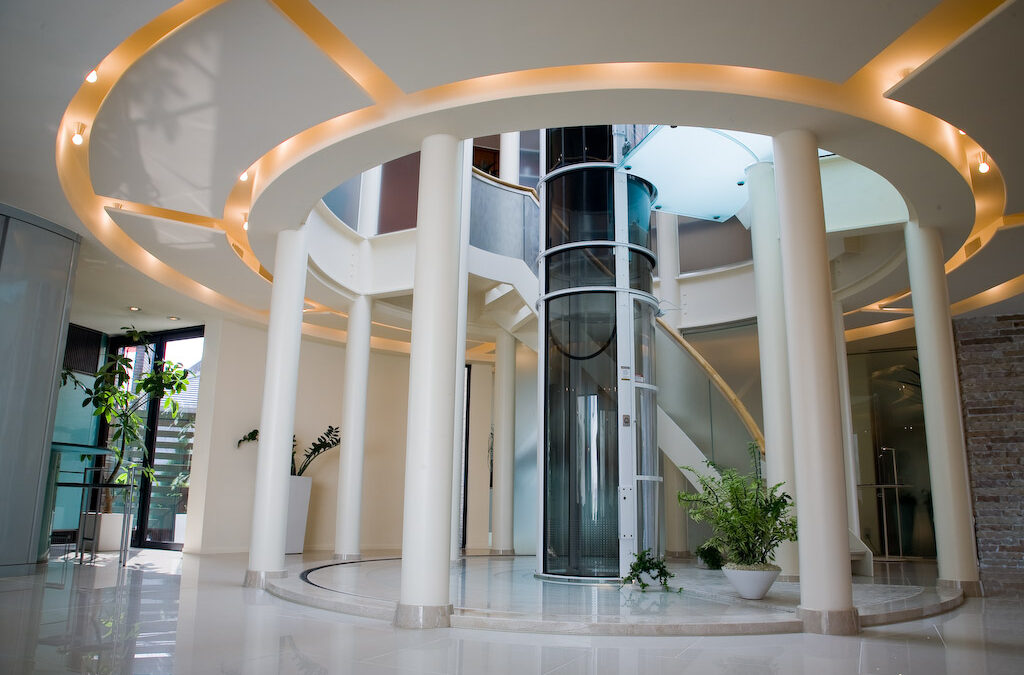 Platzsparender, eleganter Panorama-Vakuumlift